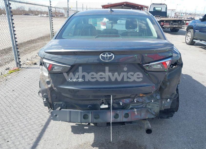 Photo 6 of 2019 Toyota Yaris LE (VIN 3MYDLBYV2KY503513)