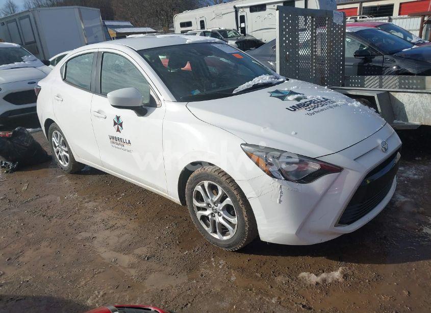 2017 Toyota Yaris IA (VIN 3MYDLBYV3HY180095) main photo