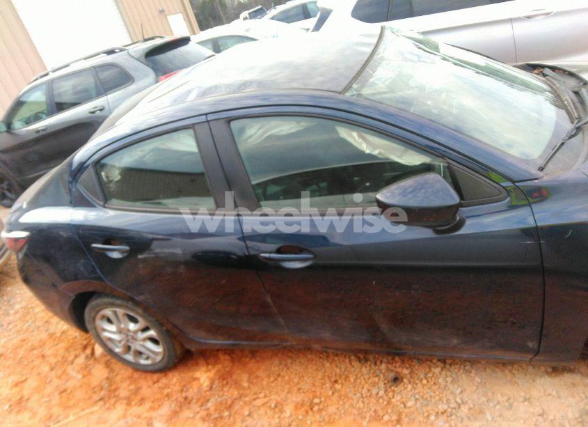 Photo 13 of 2017 Toyota Yaris IA (VIN 3MYDLBYV3HY191338)