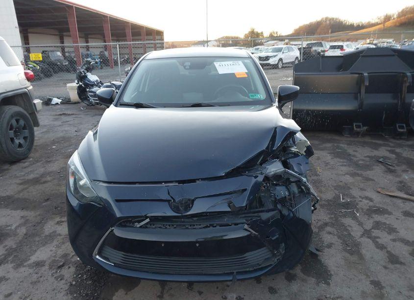 Photo 12 of 2018 Toyota Yaris IA (VIN 3MYDLBYV3JY315971)