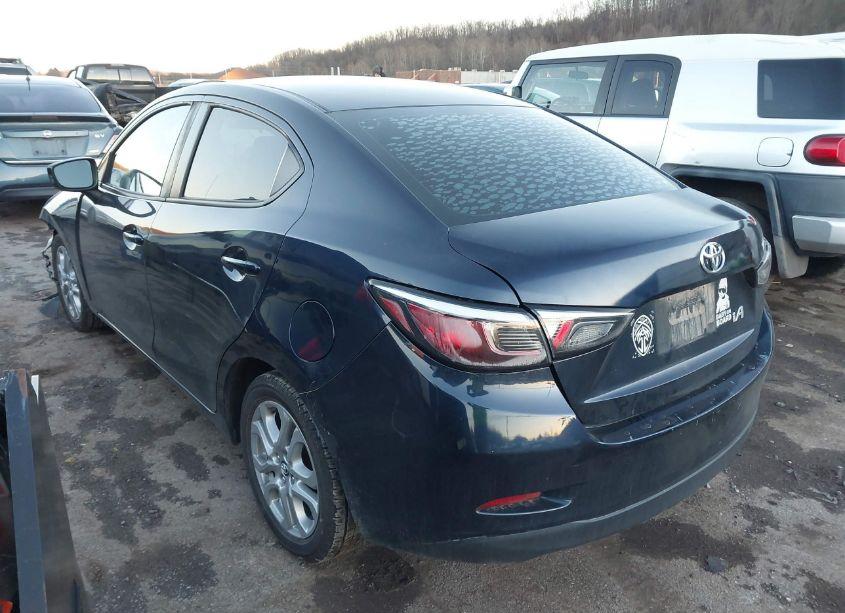 Photo 3 of 2018 Toyota Yaris IA (VIN 3MYDLBYV3JY315971)