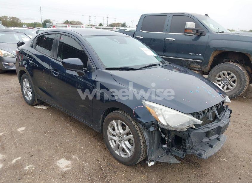 2018 Toyota Yaris IA (VIN 3MYDLBYV3JY317459) main photo