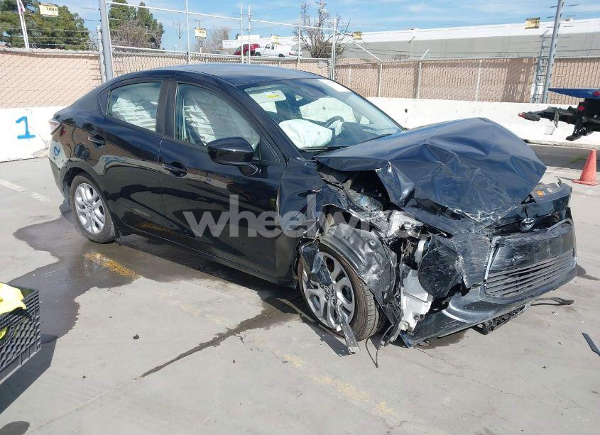 2018 Toyota Yaris IA (VIN 3MYDLBYV3JY326808) main photo