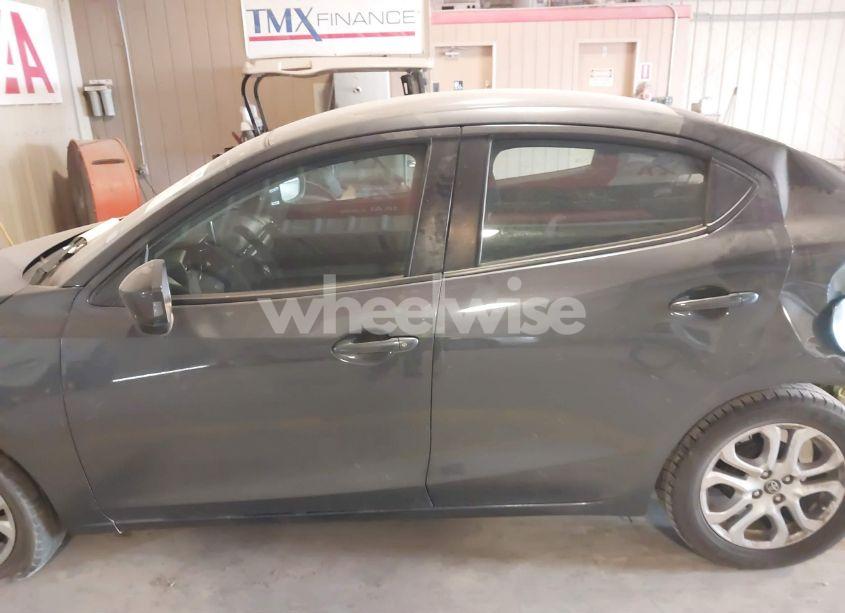 Photo 14 of 2018 Toyota Yaris IA (VIN 3MYDLBYV3JY326811)