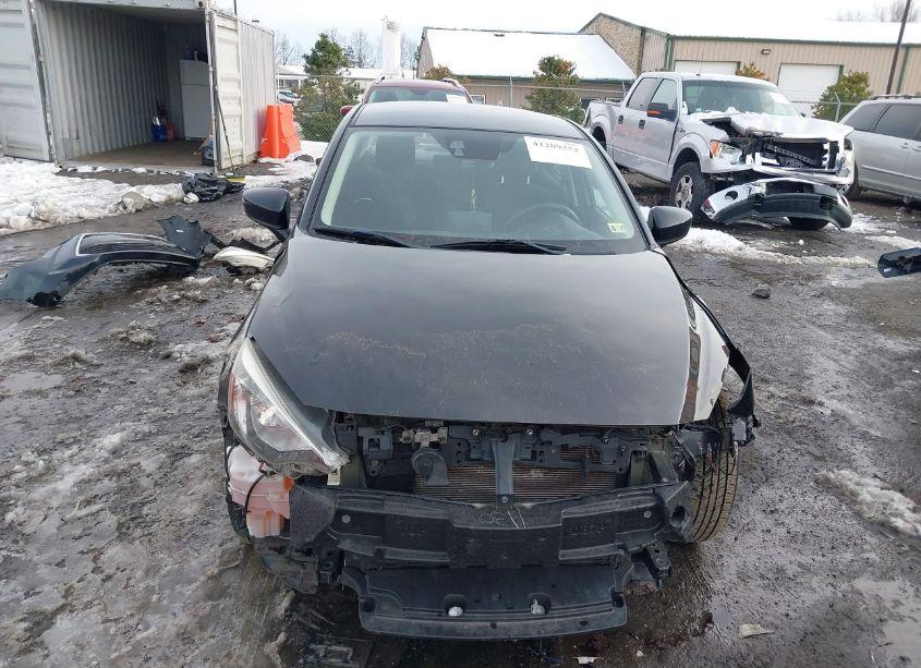 Photo 13 of 2018 Toyota Yaris IA (VIN 3MYDLBYV3JY327554)