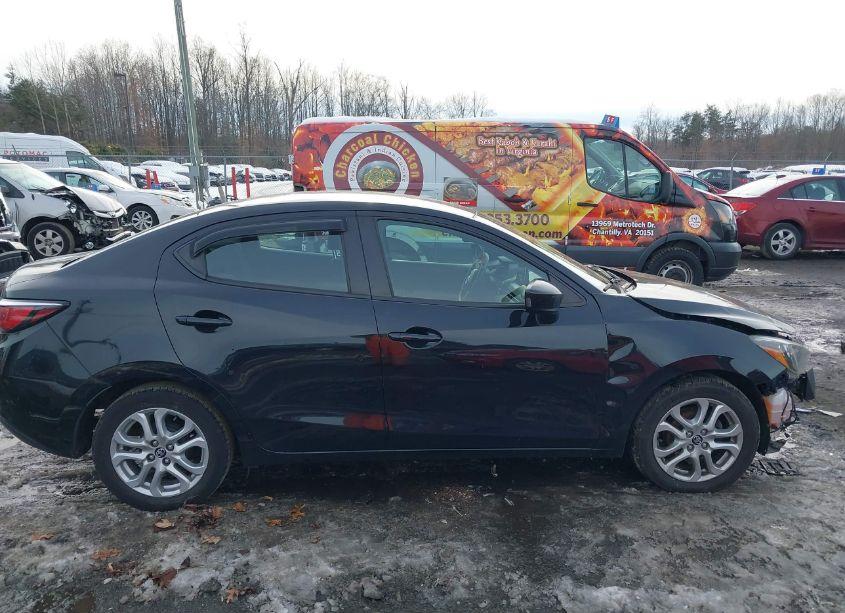 Photo 14 of 2018 Toyota Yaris IA (VIN 3MYDLBYV3JY327554)