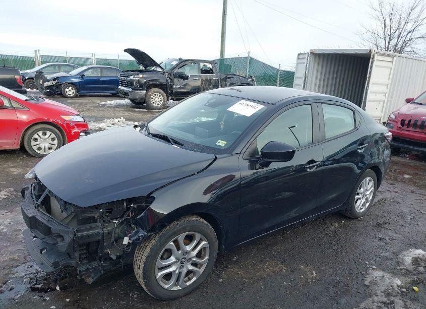 Photo 2 of 2018 Toyota Yaris IA (VIN 3MYDLBYV3JY327554)