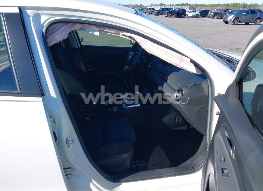 Photo 5 of 2017 Toyota Yaris IA (VIN 3MYDLBYV4HY165671)