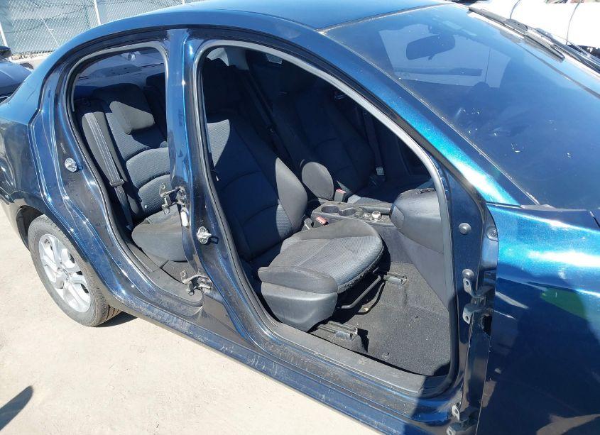 Photo 12 of 2017 Toyota Yaris IA (VIN 3MYDLBYV4HY177027)