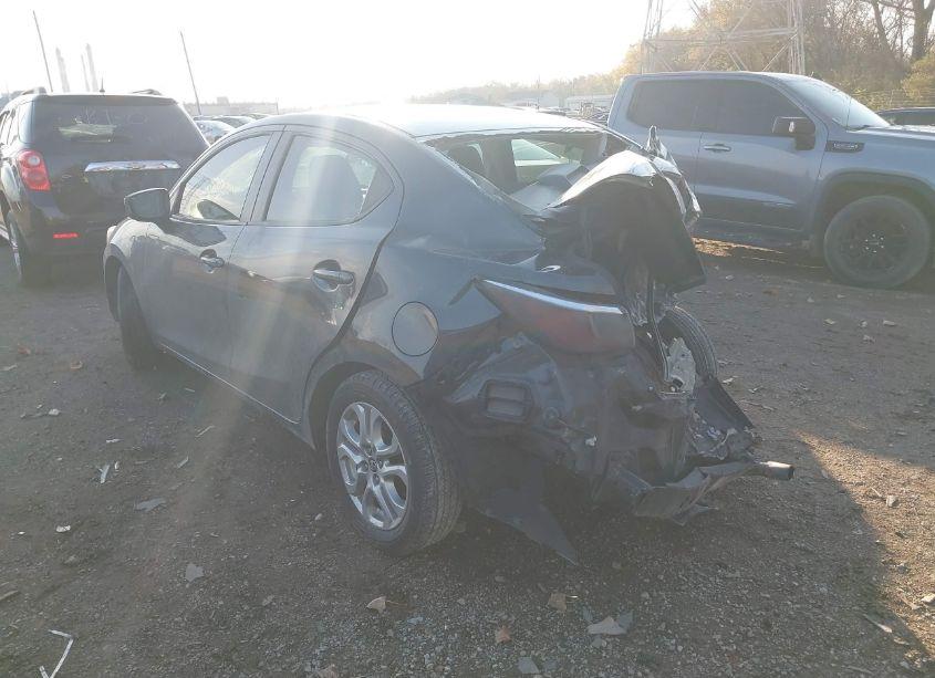 Photo 3 of 2017 Toyota Yaris IA (VIN 3MYDLBYV4HY191431)