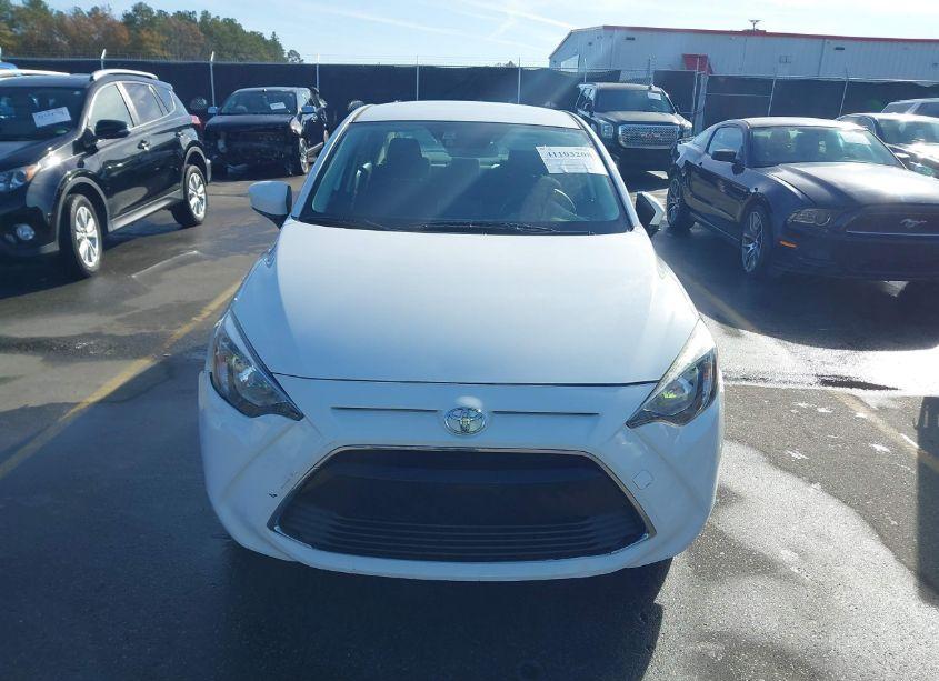 Photo 12 of 2018 Toyota Yaris IA (VIN 3MYDLBYV4JY320497)