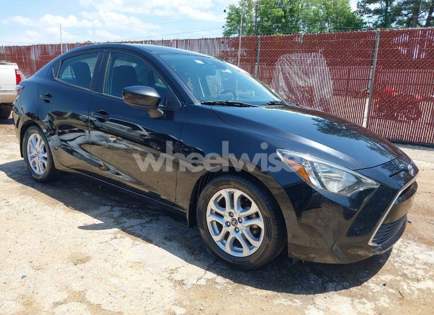 2017 Toyota Yaris IA (VIN 3MYDLBYV5HY194144) main photo