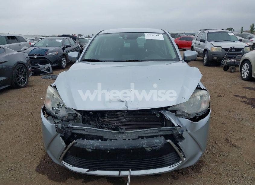 Photo 6 of 2018 Toyota Yaris IA (VIN 3MYDLBYV5JY302350)