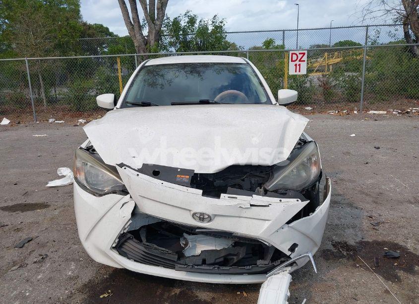 Photo 12 of 2018 Toyota Yaris IA (VIN 3MYDLBYV5JY305510)