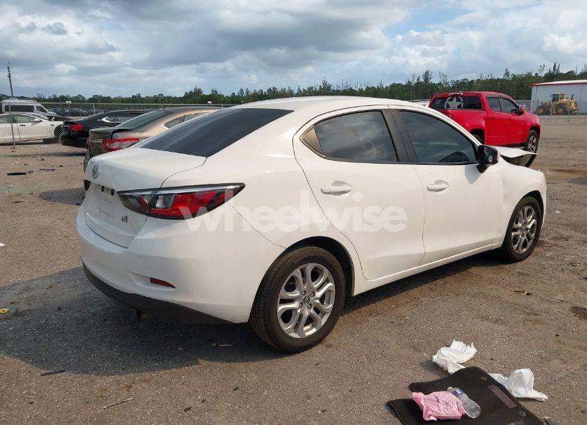 Photo 4 of 2018 Toyota Yaris IA (VIN 3MYDLBYV5JY305510)