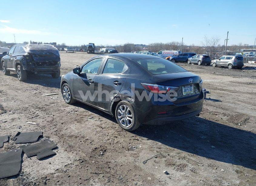 Photo 3 of 2017 Toyota Yaris IA (VIN 3MYDLBYV6HY176459)