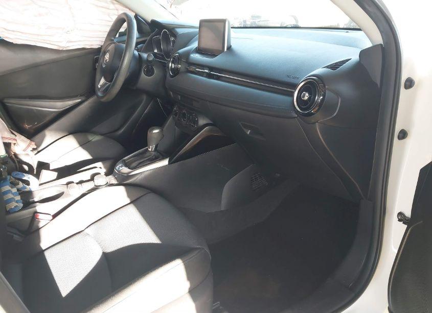 Photo 5 of 2017 Toyota Yaris IA (VIN 3MYDLBYV7HY165003)