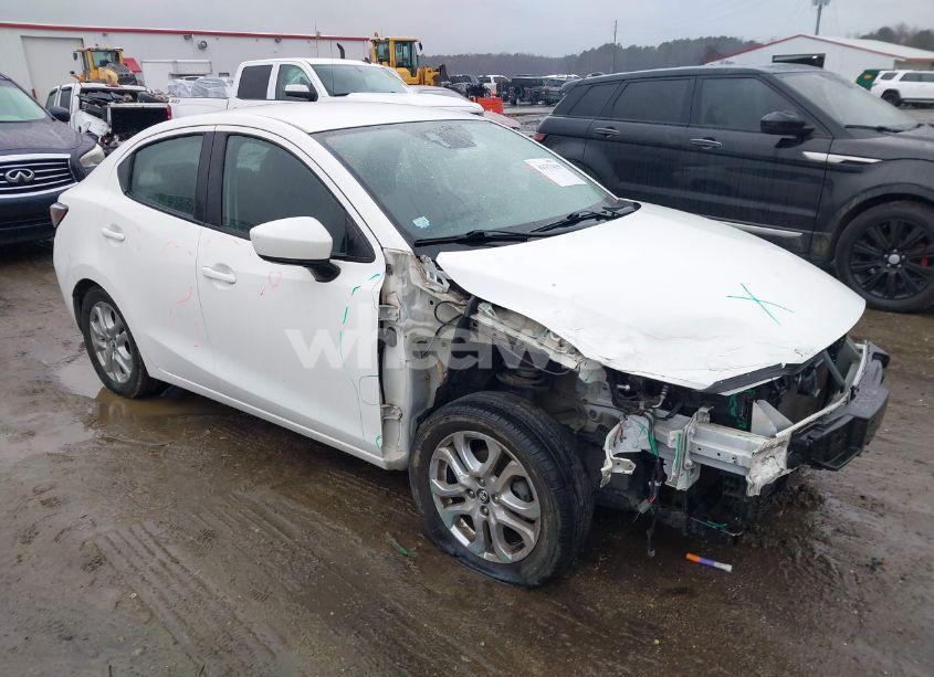 2017 Toyota Yaris IA (VIN 3MYDLBYV7HY193397) main photo