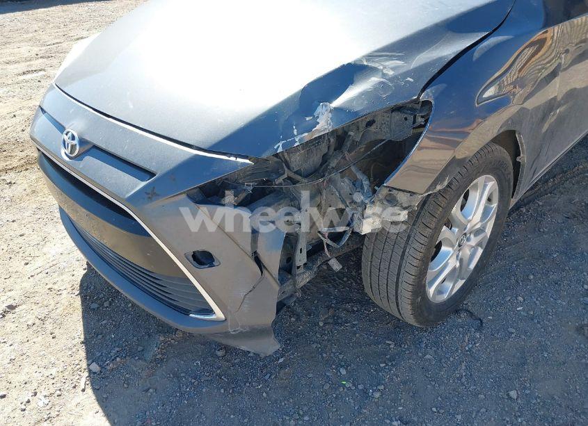 Photo 6 of 2018 Toyota Yaris IA (VIN 3MYDLBYV7JY302494)