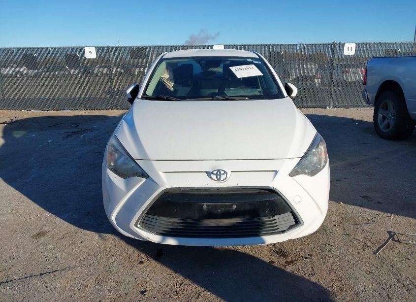 Photo 12 of 2018 Toyota Yaris IA (VIN 3MYDLBYV7JY311423)