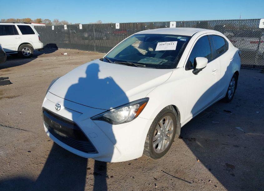 Photo 2 of 2018 Toyota Yaris IA (VIN 3MYDLBYV7JY311423)