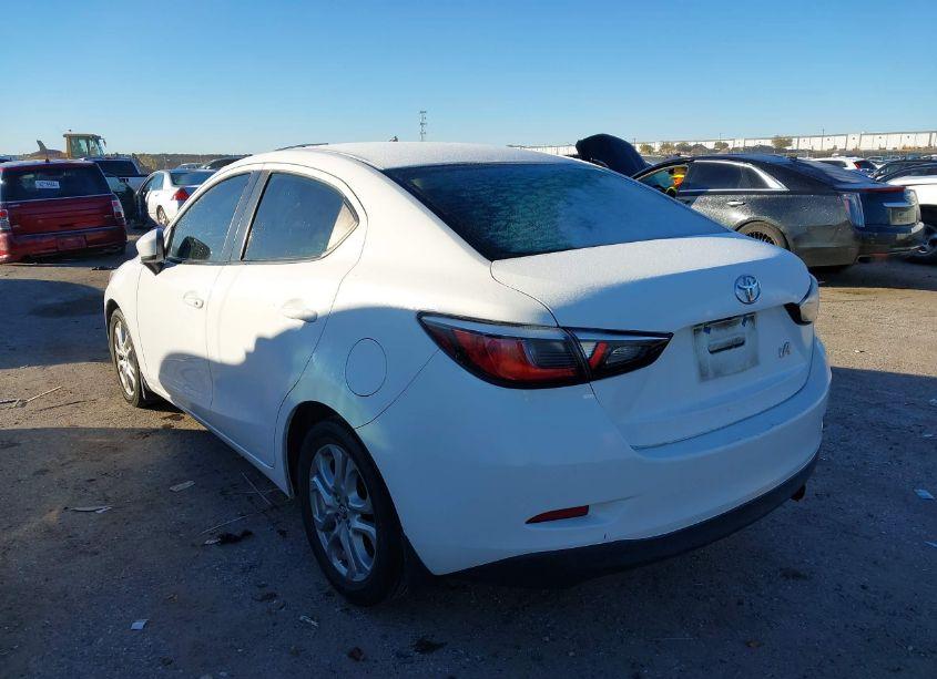 Photo 3 of 2018 Toyota Yaris IA (VIN 3MYDLBYV7JY311423)