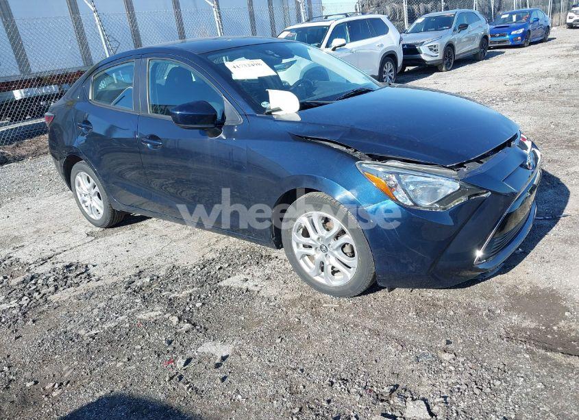 2018 Toyota Yaris IA (VIN 3MYDLBYV7JY316668) main photo