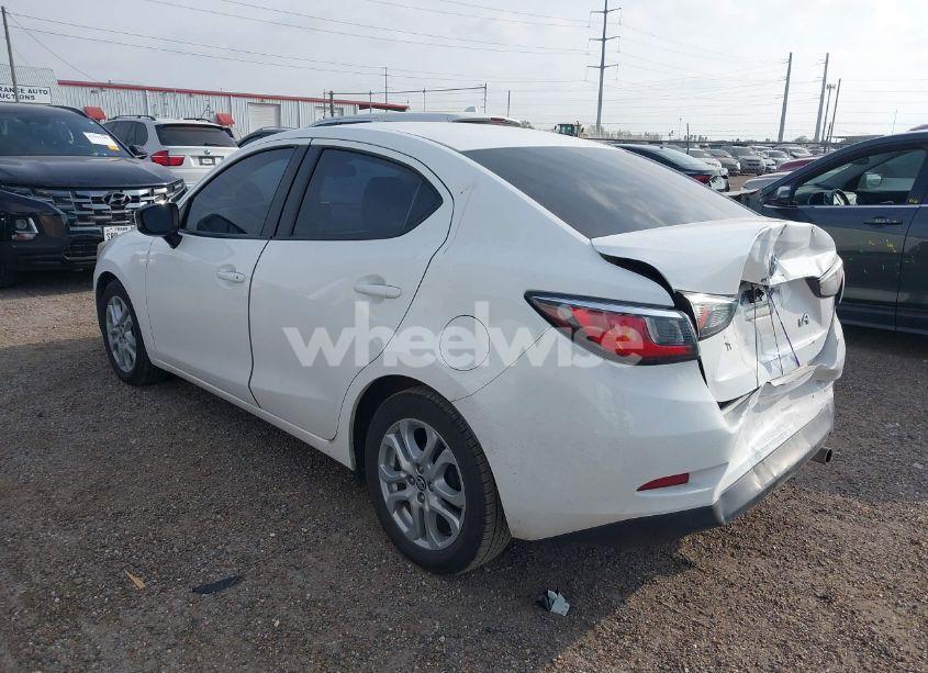 Photo 3 of 2017 Toyota Yaris IA (VIN 3MYDLBYV8HY171697)