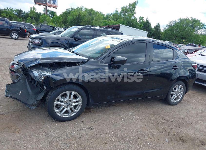 Photo 14 of 2018 Toyota Yaris IA (VIN 3MYDLBYV8JY319272)