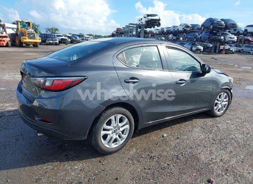 Photo 4 of 2018 Toyota Yaris IA (VIN 3MYDLBYV8JY327713)