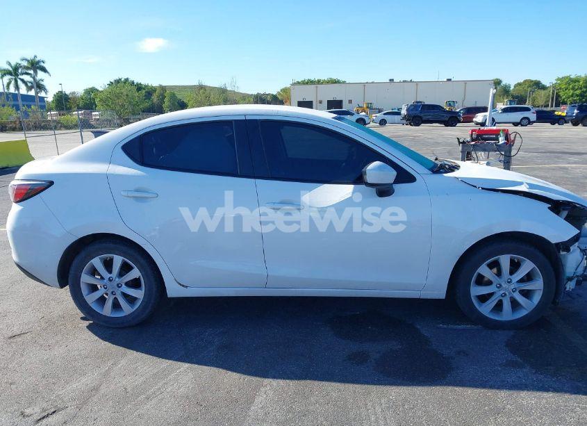 Photo 14 of 2017 Toyota Yaris IA (VIN 3MYDLBYV9HY153855)