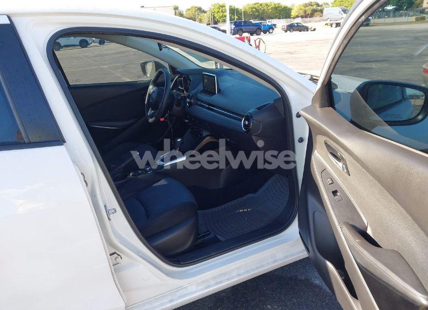 Photo 5 of 2017 Toyota Yaris IA (VIN 3MYDLBYV9HY153855)