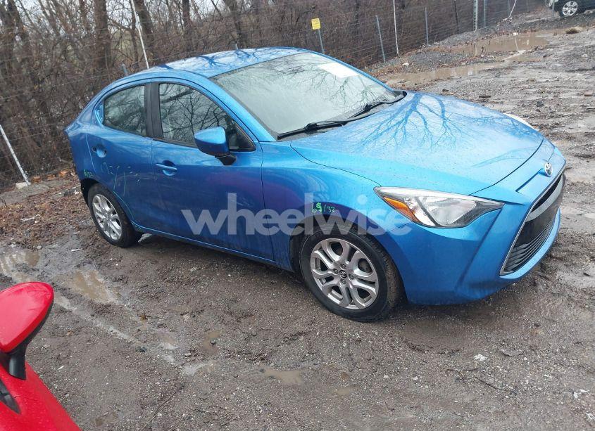 2018 Toyota Yaris IA (VIN 3MYDLBYV9JY301766) main photo