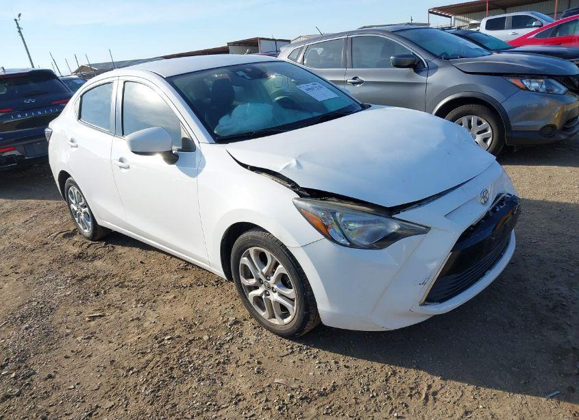 2018 Toyota Yaris IA (VIN 3MYDLBYV9JY309124) main photo