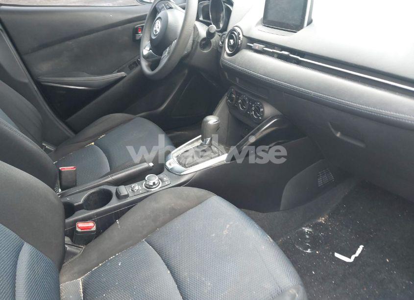 Photo 5 of 2018 Toyota Yaris IA (VIN 3MYDLBYV9JY332709)