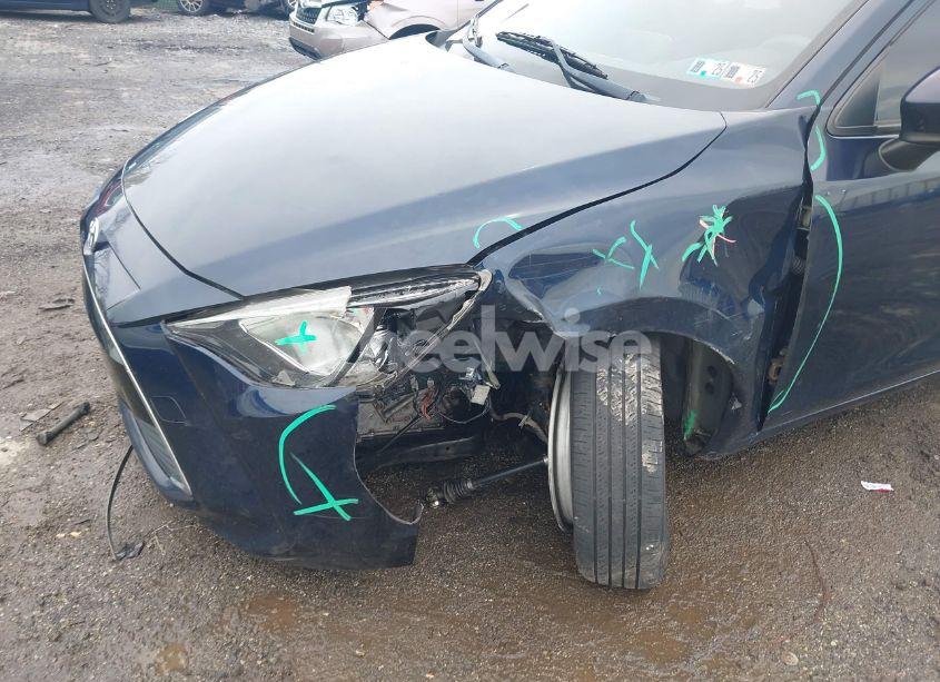 Photo 6 of 2018 Toyota Yaris IA (VIN 3MYDLBYV9JY332709)