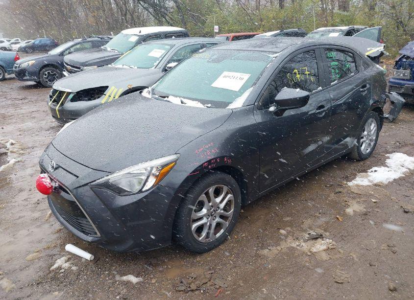 Photo 2 of 2017 Toyota Yaris IA (VIN 3MYDLBYVXHY148535)