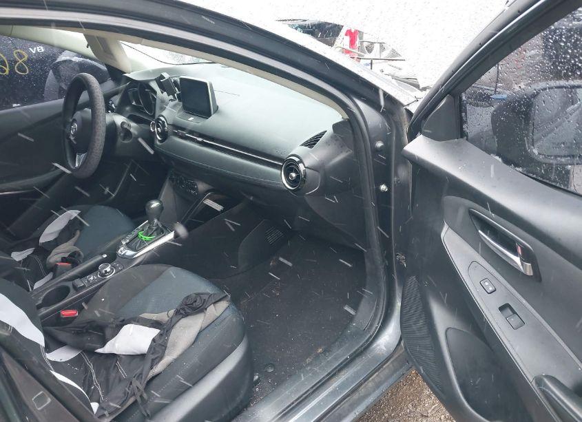 Photo 5 of 2017 Toyota Yaris IA (VIN 3MYDLBYVXHY148535)