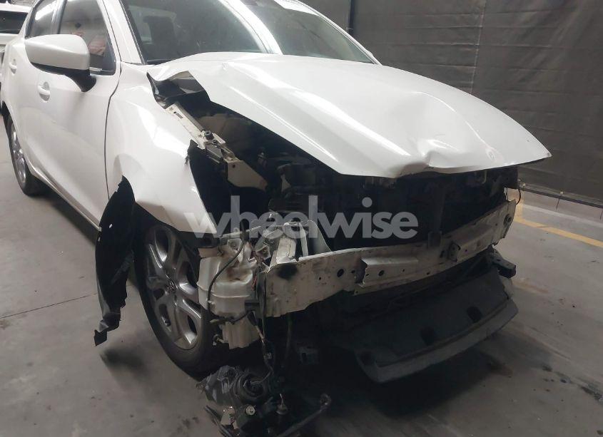 Photo 6 of 2017 Toyota Yaris IA (VIN 3MYDLBYVXHY166727)