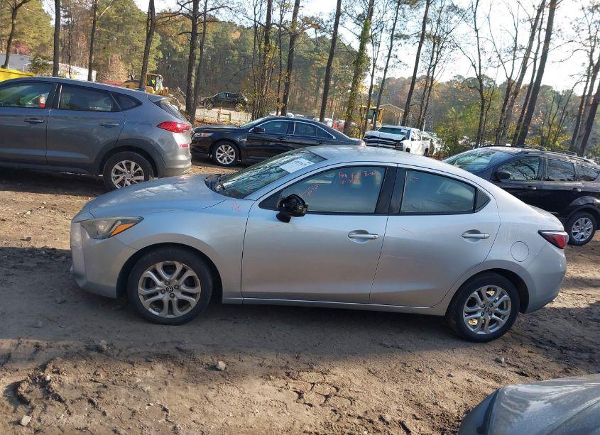 Photo 14 of 2017 Toyota Yaris IA (VIN 3MYDLBYVXHY177582)