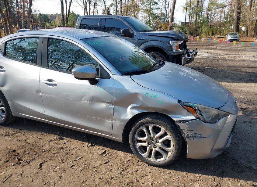 Photo 6 of 2017 Toyota Yaris IA (VIN 3MYDLBYVXHY177582)