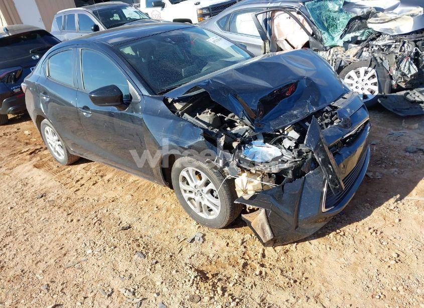 2017 Toyota Yaris IA (VIN 3MYDLBYVXHY189800) main photo