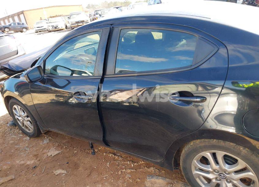 Photo 14 of 2017 Toyota Yaris IA (VIN 3MYDLBYVXHY189800)