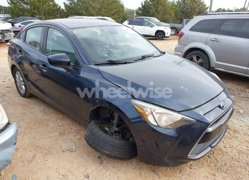 2018 Toyota Yaris IA (VIN 3MYDLBYVXJY300027) main photo