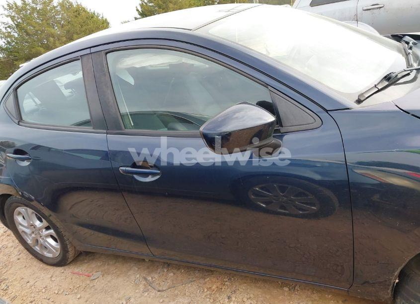 Photo 13 of 2018 Toyota Yaris IA (VIN 3MYDLBYVXJY300027)