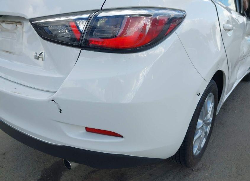 Photo 18 of 2018 Toyota Yaris IA (VIN 3MYDLBYVXJY312694)