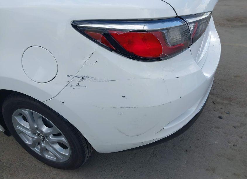 Photo 19 of 2018 Toyota Yaris IA (VIN 3MYDLBYVXJY312694)