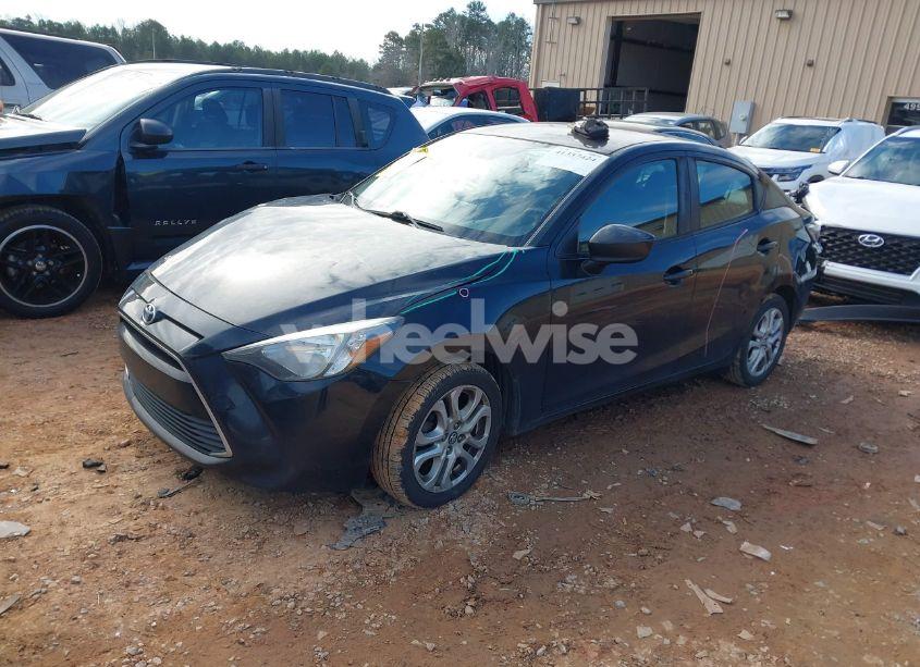 Photo 2 of 2018 Toyota Yaris IA (VIN 3MYDLBYVXJY318253)