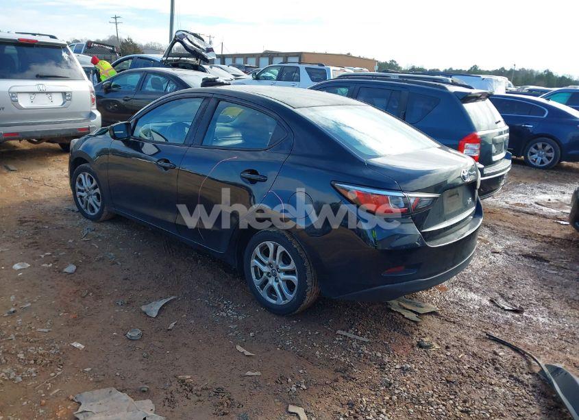 Photo 3 of 2018 Toyota Yaris IA (VIN 3MYDLBYVXJY318253)