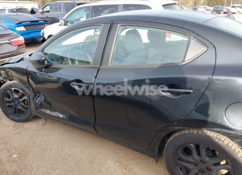 Photo 14 of 2016 Scion Ia N/A (VIN 3MYDLBZV2GY128048)